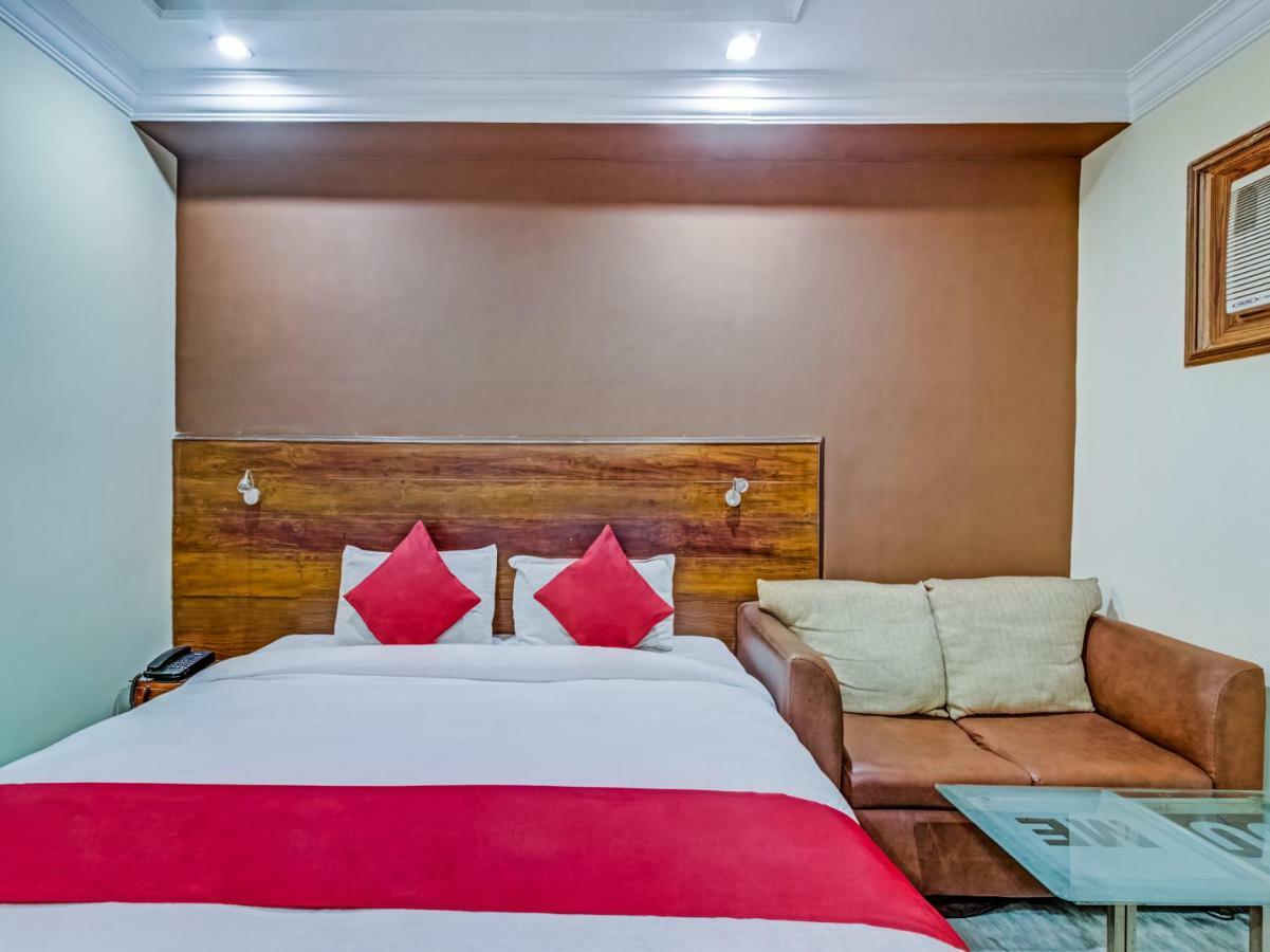 Oyo 24171 Hotel Meridian Jamshedpur Exterior photo